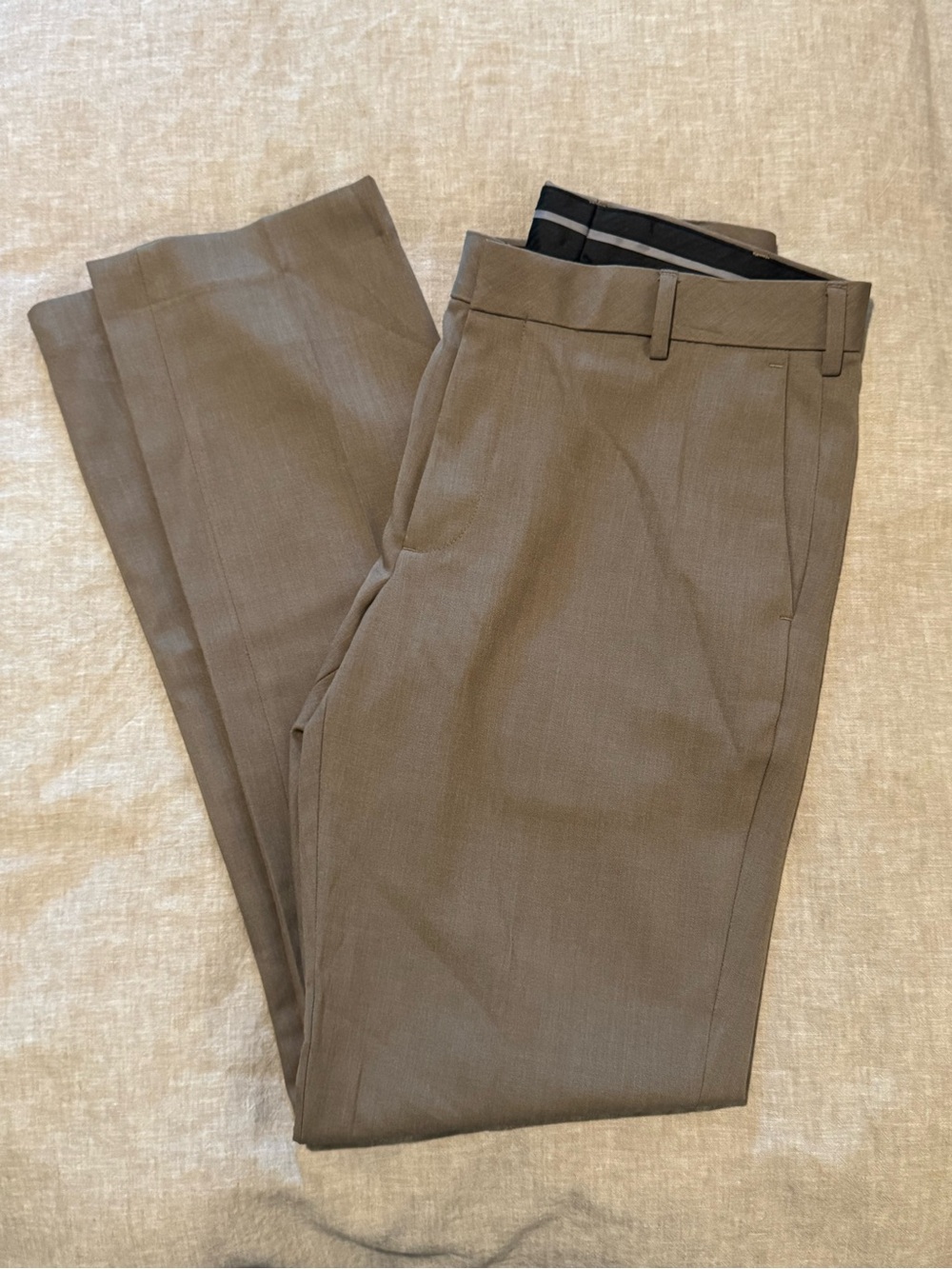 Van Heusen Men’s Slim Dress Pants